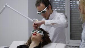 Clinique Rivoli Massena dans BFM Bizness